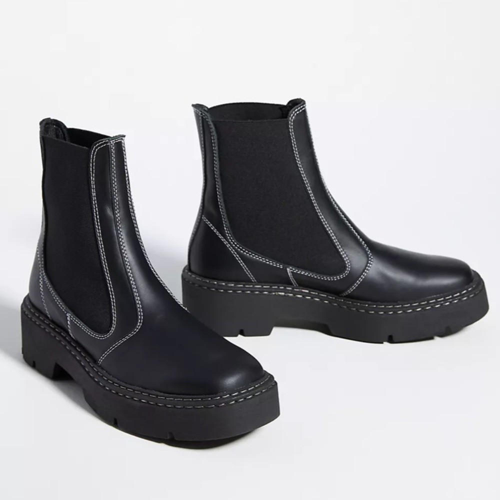 NEW: Anthropologie Platform Chelsea Boots